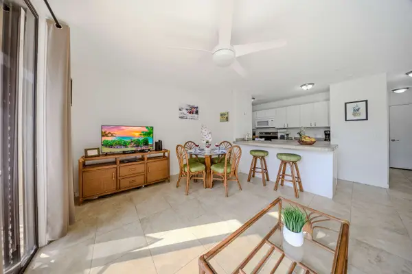 Spacious Living Area to Relax & Recharge