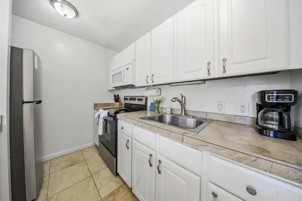 Cook with Ease in the Fully Equipped Kitchen