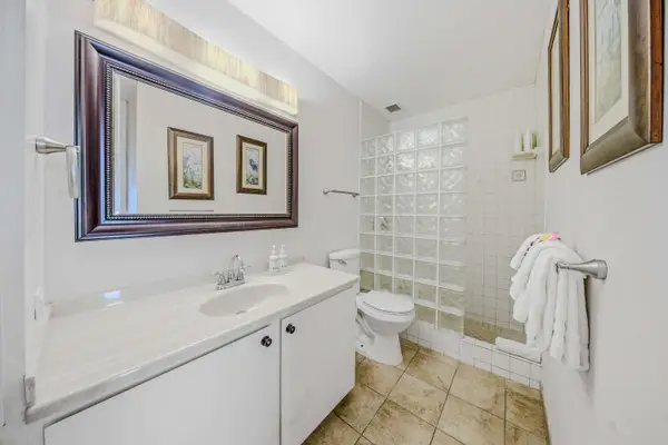 Well-Lit Double Vanity Perfect For Getting Ready For Dinner