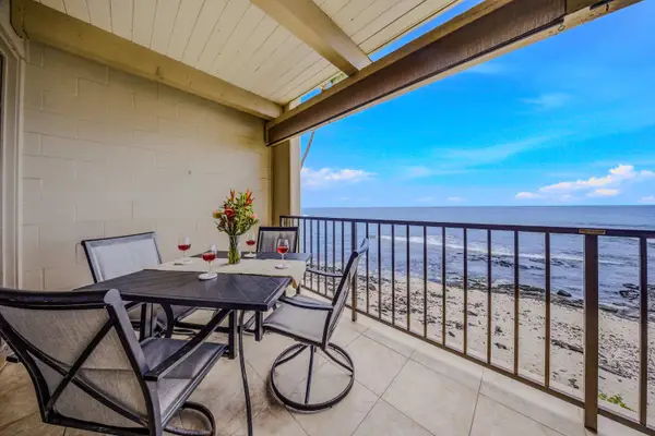 Unparalleled Panoramic Ocean Views From The Deck