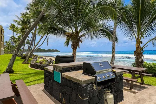 Coastal Grilling Station For Scenic Outdoor Dinners