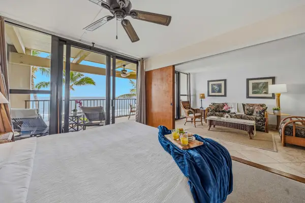 Spacious Oceanfront Suite With Panoramic Views