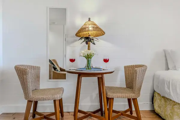 Intimate Dining Nook For Memorable Meals