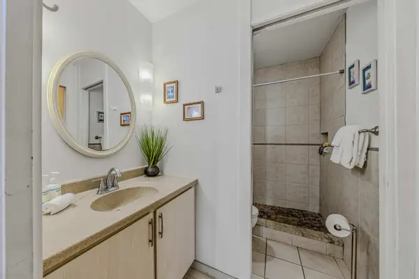 Refresh And Renew In The Bright Bathroom