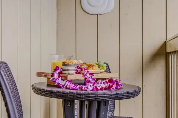 Fresh Fruit And Local Flavors Al Fresco Style