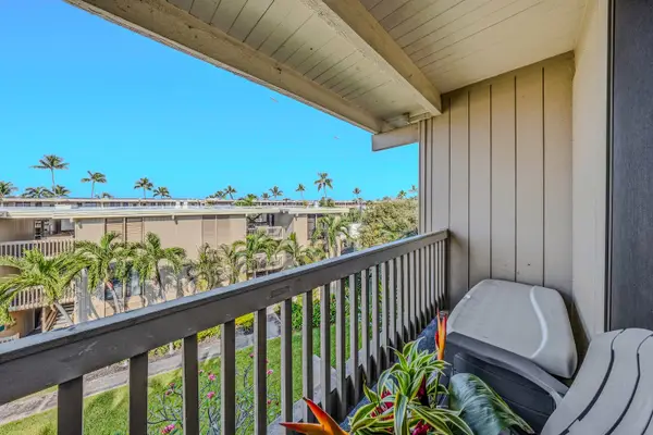 Private Balcony Above Paradise