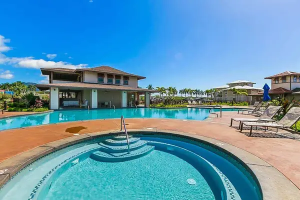 Luxury Hot Tub Escape