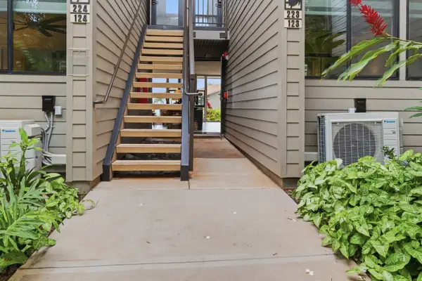Easy Resort Access With Tropical Charm