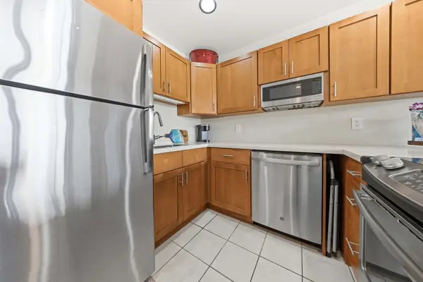 Fully Equipped Kitchen For Island Feasts