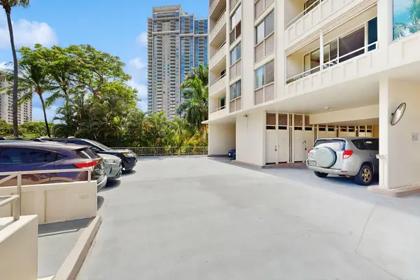 Explore the pleasant surroundings and everyday charm of this lovely neighborhood.