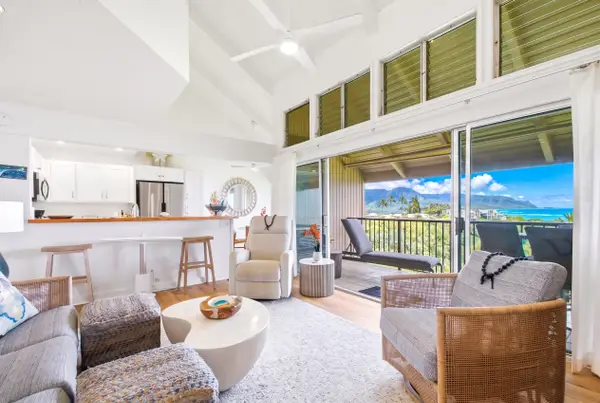 Living room with seamless indoor-outdoor flow