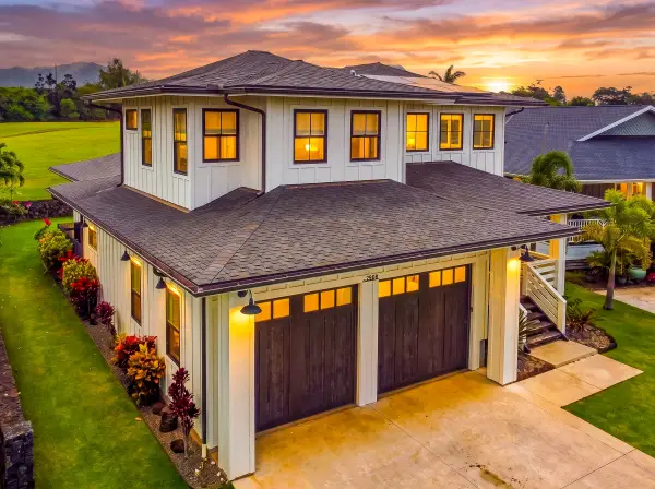 Exterior rior view of the house with an amazing sunset