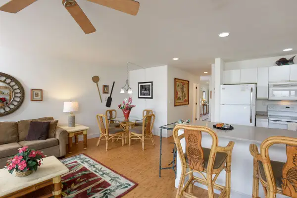 Chef Ready Kitchen With Modern Appliances