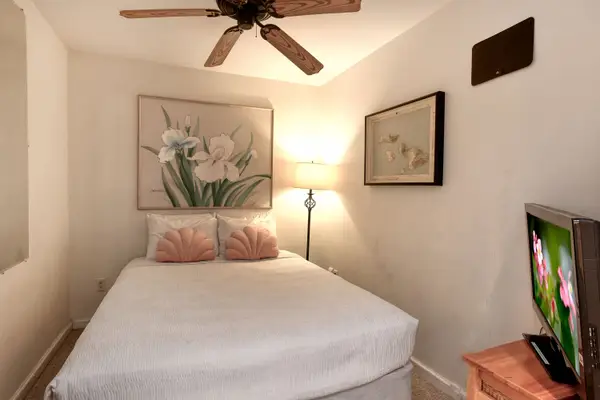 Comfortable Bedroom For Restful Nights