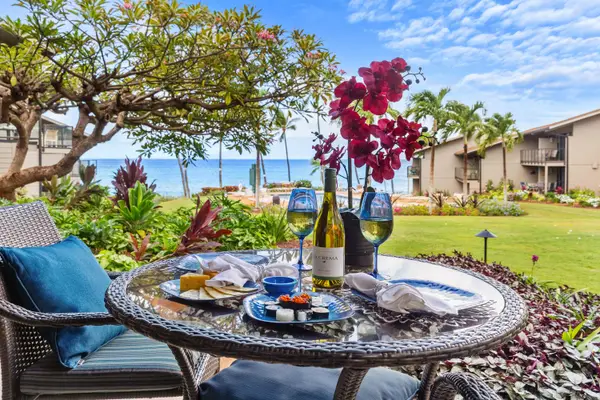 Enjoy dinner on the lanai with the breezy ocean air