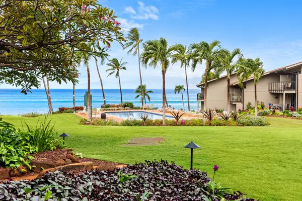 Mahina Surf 117 | One Bedroom Condo w/ Oceanview