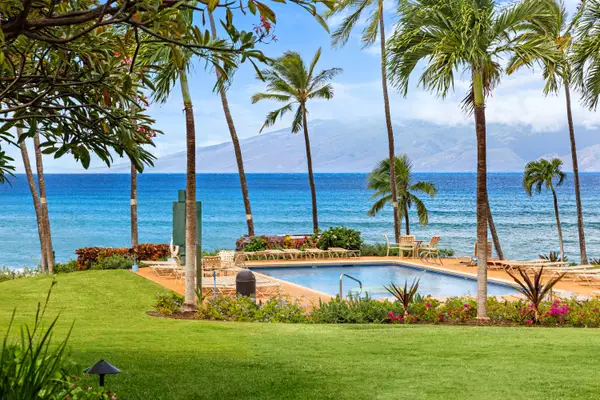 Mahina Surf 117 | One Bedroom Condo w/ Oceanview