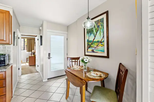 Dining area, hallway to bedroom