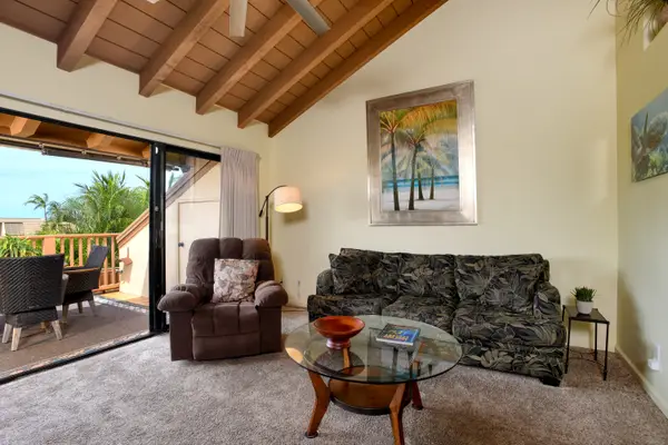Bright Open Living Space to Relax