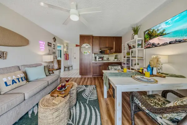 Open Living Area with Dining Table & Kitchen View
