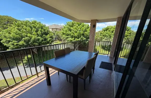 Relax on the cozy lanai for your morning coffee or evening night caps