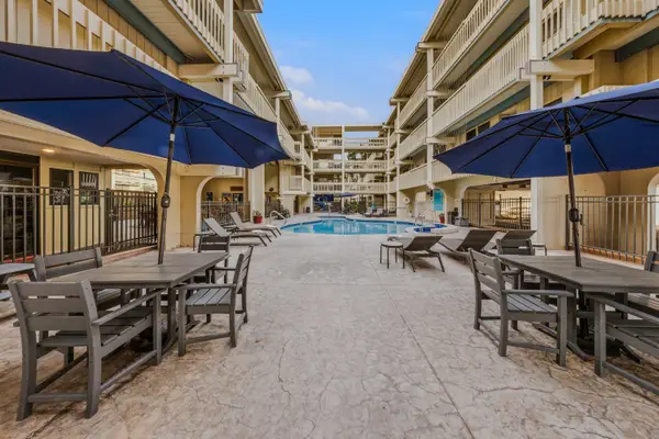 Loungers and dinning area at Pool deck