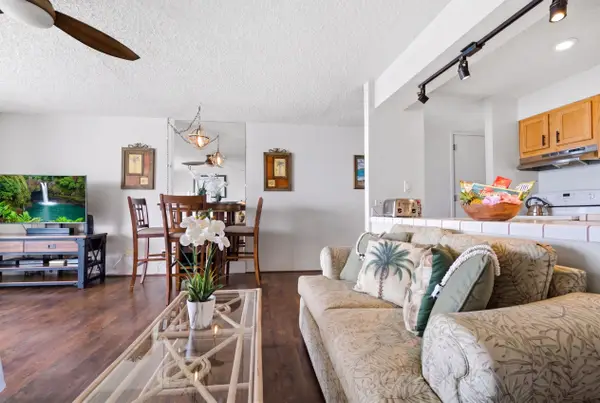 Paki Maui P302A – Oceanfront Studio