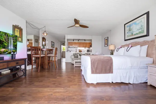 Paki Maui P302A – Oceanfront Studio