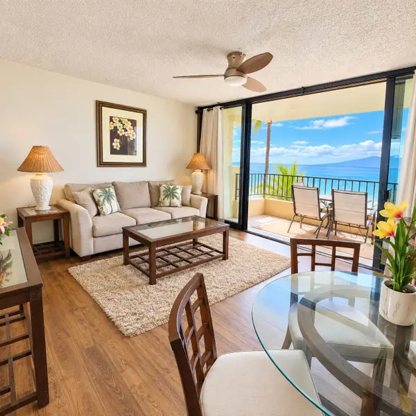 Paki Maui P302 – Oceanfront Condo