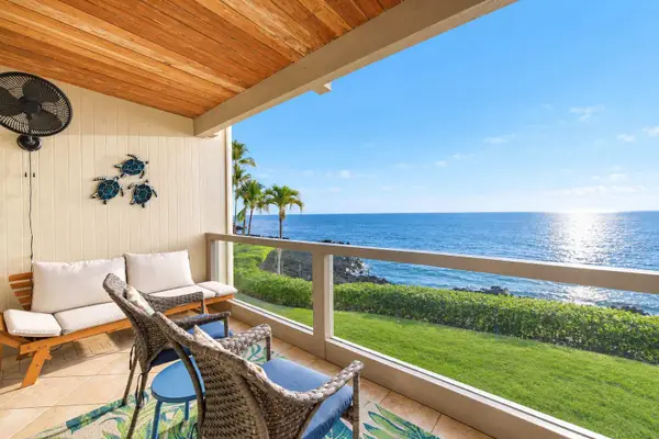 Ocean views with your morning coffee or evening nightcap.