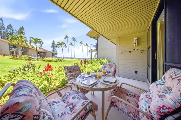 Ocean views on the cozy lanai.