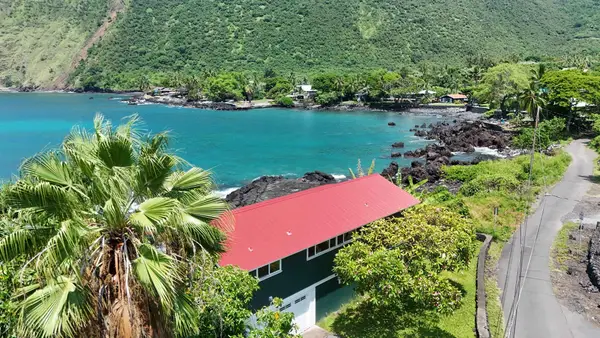 Manini Beach Breath Taker