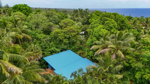 Tranquil Island Escape at Kehena Beach