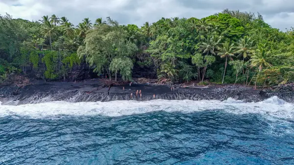 Tranquil Island Escape at Kehena Beach
