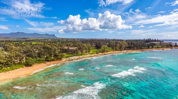 Islander on the Beach 370
