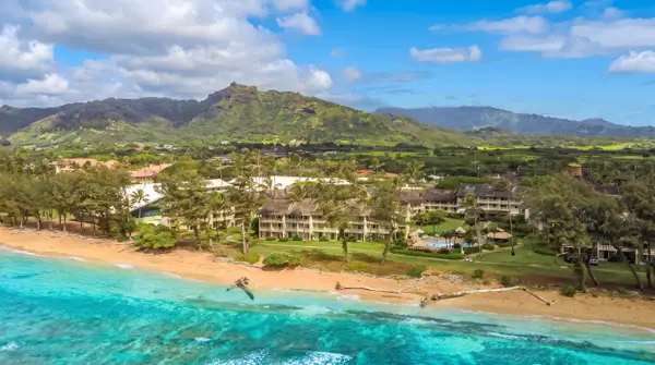 Islander on the Beach 370