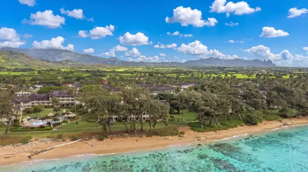 Islander on the Beach 370