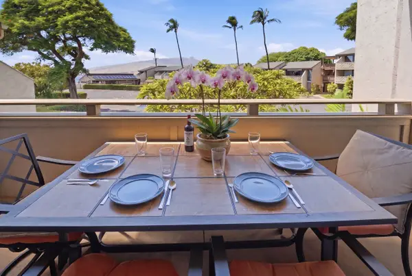 Kihei Holiday 215