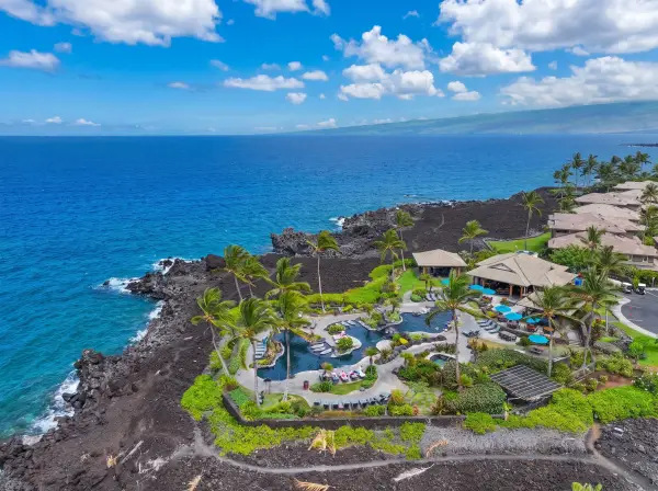 Hali’i Kai 8E