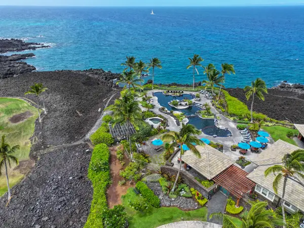 Hali’i Kai 8E