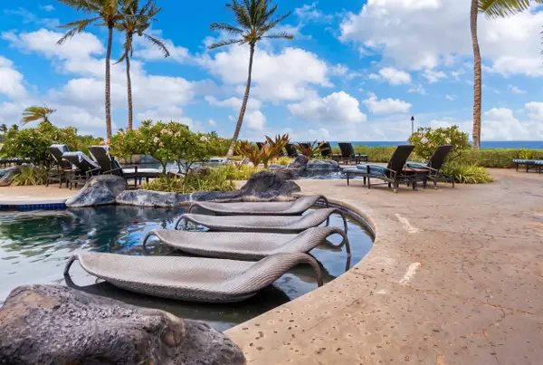 Hali’i Kai 8E