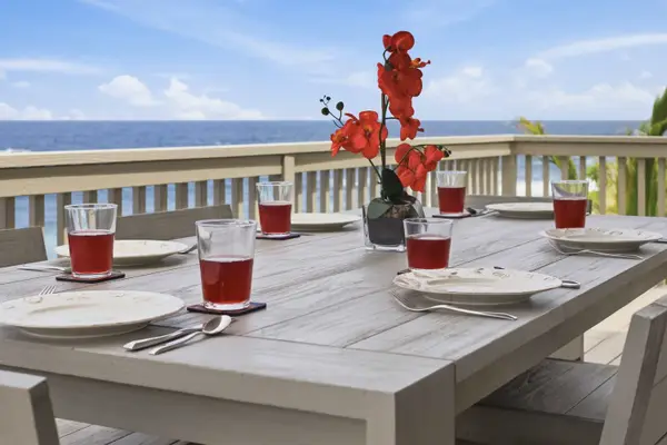 Outdoor dining with ocean breezes