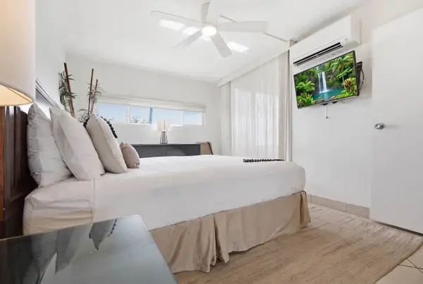 Island Sands Resort 111