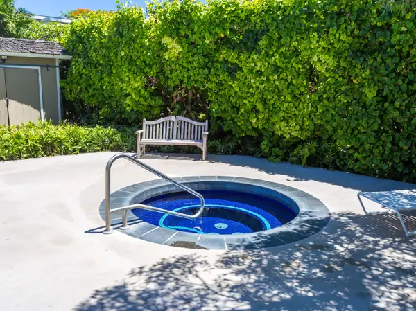 Plantation Hale Ohana Retreat