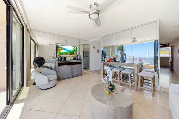Paki Maui Penthouse 409