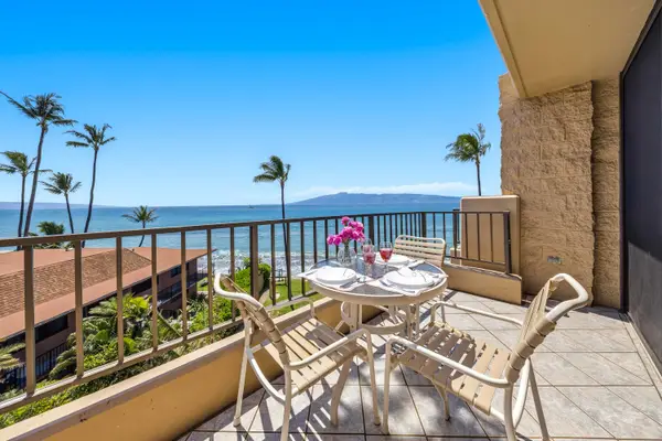 Paki Maui Penthouse 409