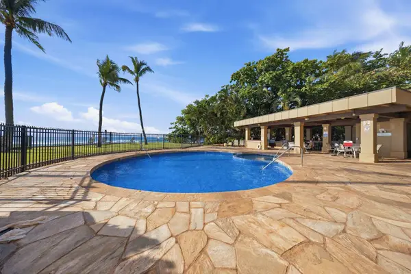 Paki Maui Penthouse 409