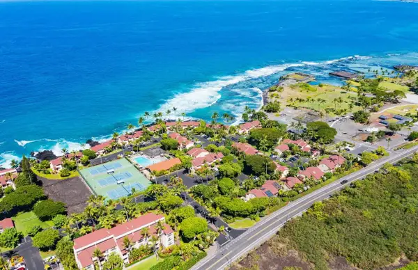 Keauhou Surf & Racquet 3-201