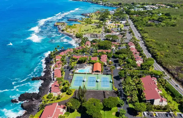 Keauhou Surf & Racquet 3-201