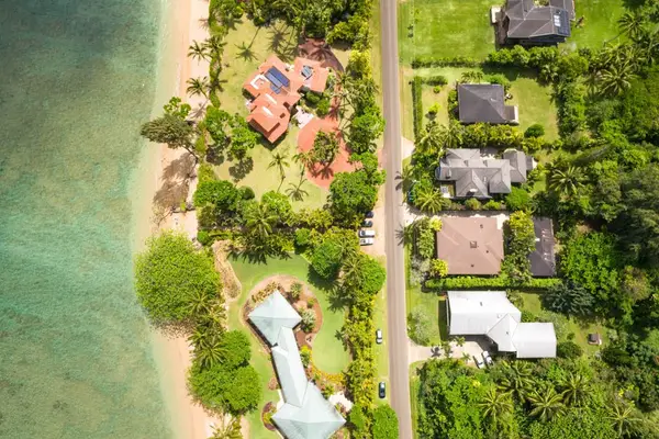 Explore Kauai's Stunning Coastal Beauty